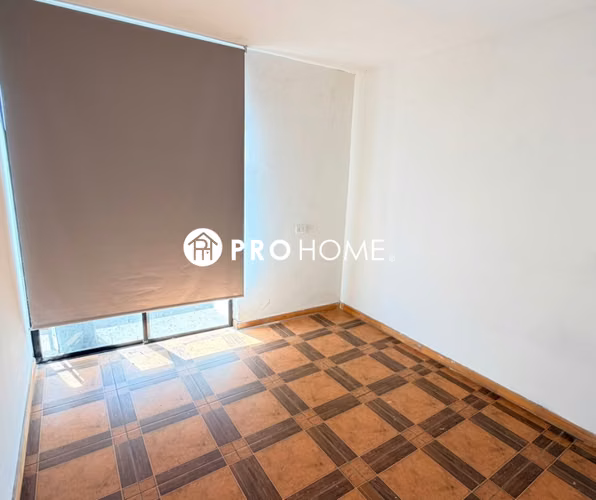 Solución Habitacional: Amplia Casa en Sector Gran Vía