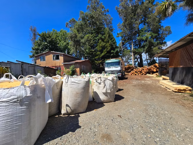 Excelente Terreno Urbano con Orilla de Río – Ubicación Estratégica en Valdivia