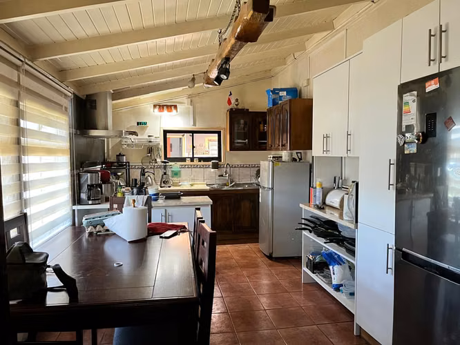 Se vende Casa esquina,  ideal para inversión