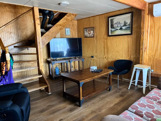 Se vende Casa esquina,  ideal para inversión
