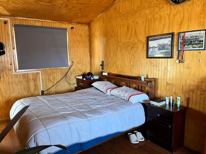 Se vende Casa esquina,  ideal para inversión