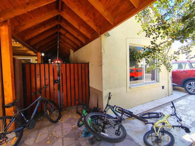 San Bernardo casa Laguna Los Condores 3D+3B+2E en venta