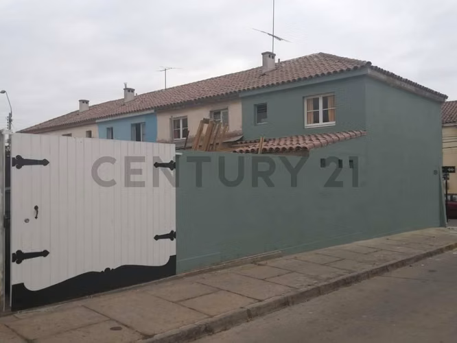 Se arrienda casa para local comercial