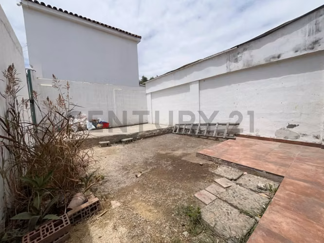 Se arrienda casa para local comercial