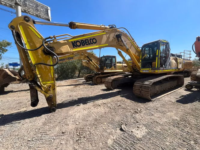 Excavadora Kobelco SK350 - 2012