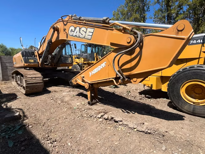 Excavadora CASE CX470B - 2020