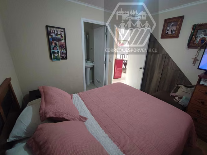 CASA EN VENTA SECTOR LOS FUNDADORES (145184)