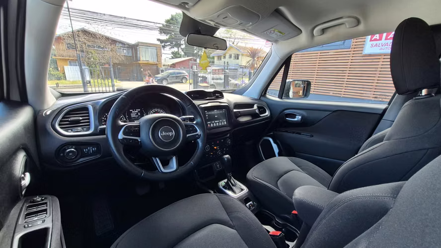 JEEP RENEGADE 1.8 AUT 2022 - Imagen 18