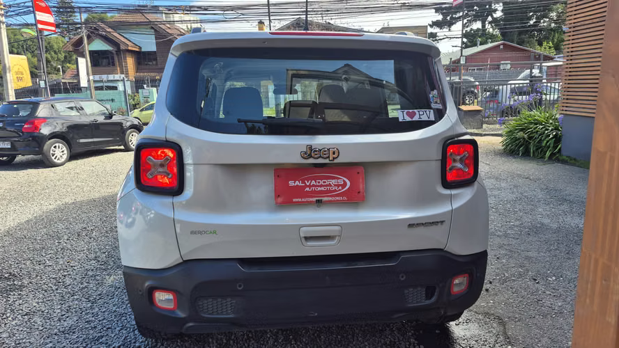 JEEP RENEGADE 1.8 AUT 2022 - Imagen 5