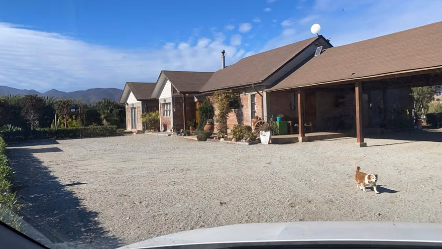 Terreno de 5.145 m² con casa principal y construcciones adicionales en Condominio San Osvaldo,  Coquimbo