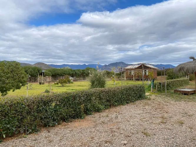 Terreno de 5.145 m² con casa principal y construcciones adicionales en Condominio San Osvaldo,  Coquimbo