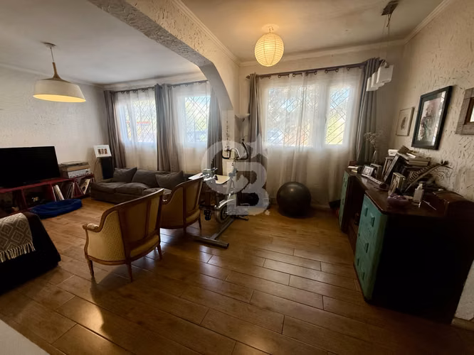 Casa en San Miguel: Ubicación y luminosidad ideal! - Imagen 6