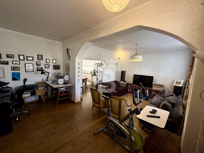 Casa en San Miguel: Ubicación y luminosidad ideal! - Imagen 7
