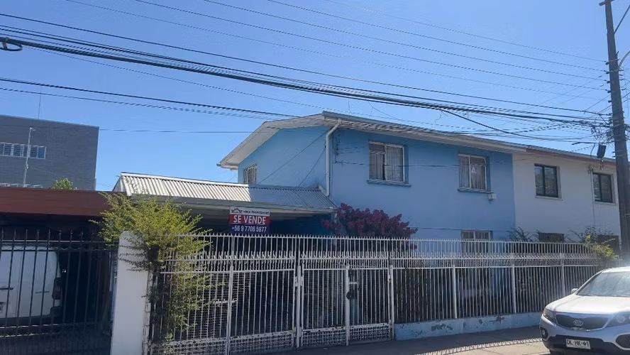 Casa a un costado del nuevo hospital 397 m2 - Imagen 5