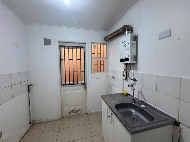 SE VENDE CASA EN VILLA SANTA CAROLINA  (145489)