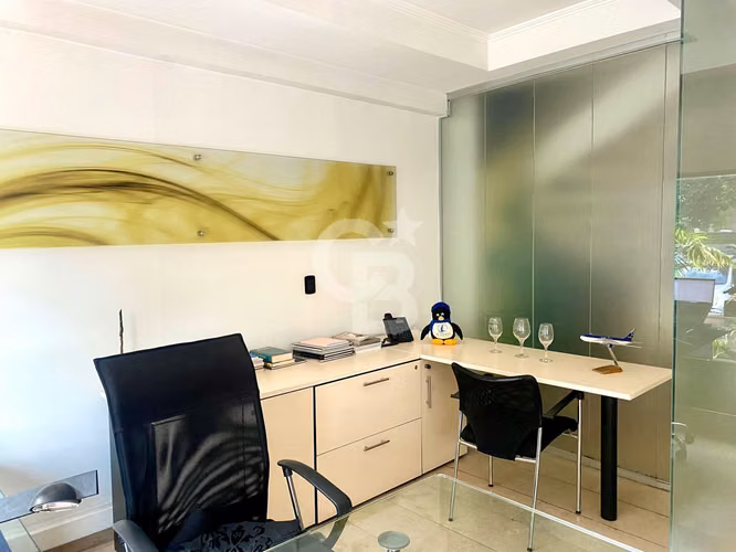 Oficina Dúplex Ciudad Empresarial | UF 6.500 IVA incl.