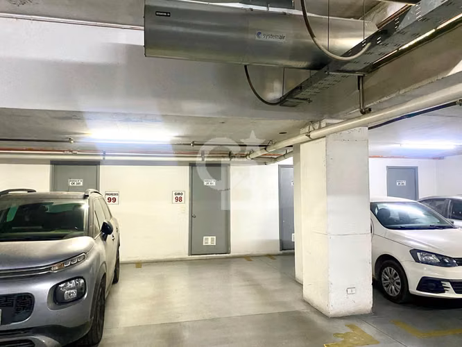 Oficina Dúplex Ciudad Empresarial | UF 6.500 IVA incl.