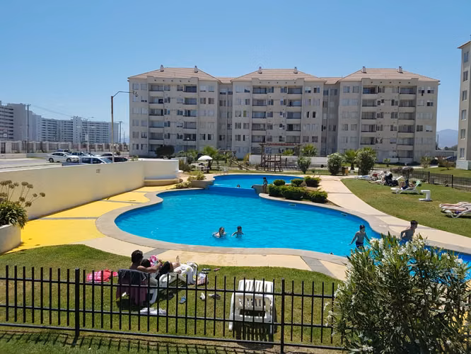 Departamento avenida del mar con piscina