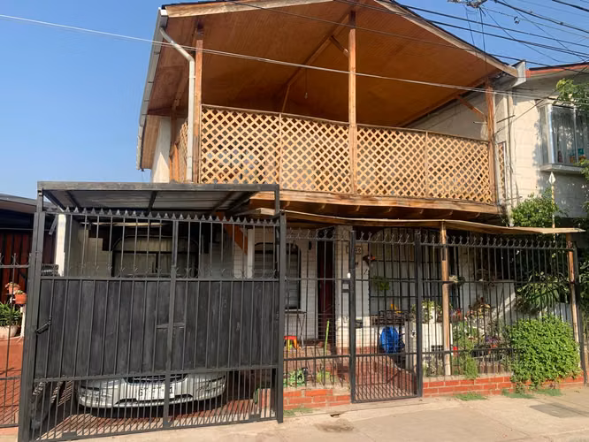 Oportunidad casa dos pisos , antejardin , Balcon segundo piso - Imagen 7