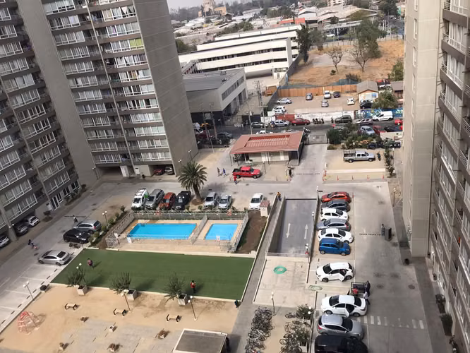 ARRIENDO DEPTO. 2 DOM. 1 BAÑO, CON  BALCON, 2° PISO, CERCANO A METRO LOURDES