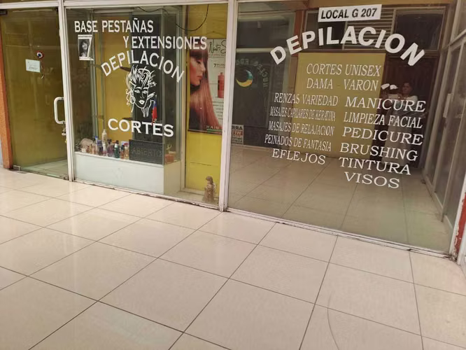Local Comercial Amplio y Moderno (140013)