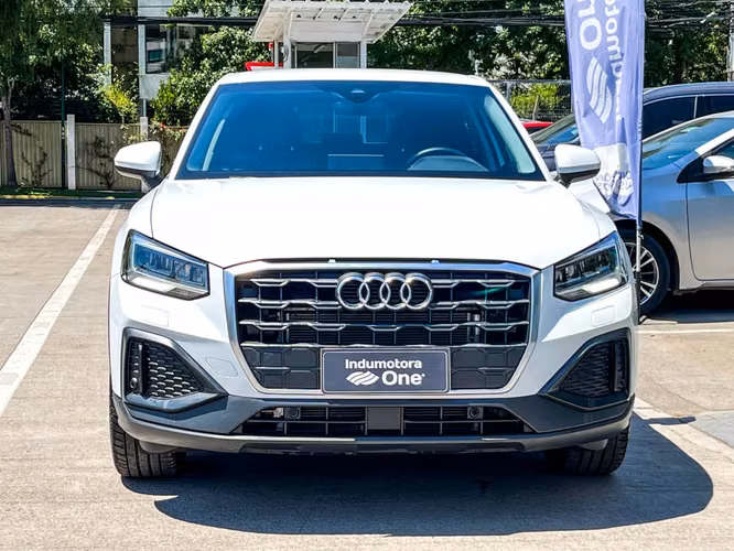 AUDI Q2 2024