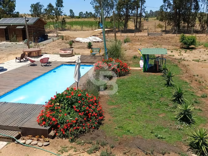 Hermosa Parcela, Casa, Quincho y Piscina