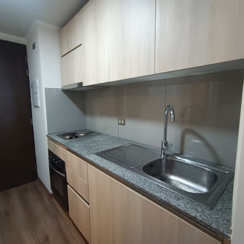 Av. Ecuador 4578 [392-1]
