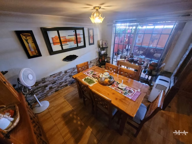 VENTA CASA CON GALPÓN COMERCIAL – LA GRANJA
