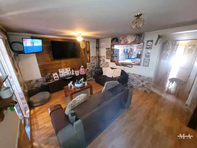 VENTA CASA CON GALPÓN COMERCIAL – LA GRANJA