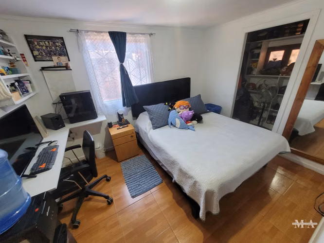 VENTA CASA CON GALPÓN COMERCIAL – LA GRANJA