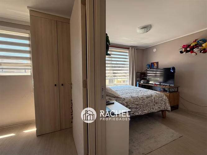 SE VENDE MODERNA CASA MEDITERRÁNEA SEMI NUEVA EN CONDOMINIO - Fundo el Carmen