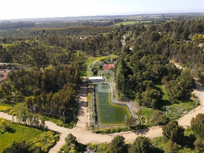 Parcela con Vista al Valle y Seguridad en Lomas de Atalaya