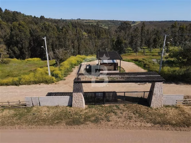 Parcela con Vista al Valle y Seguridad en Lomas de Atalaya