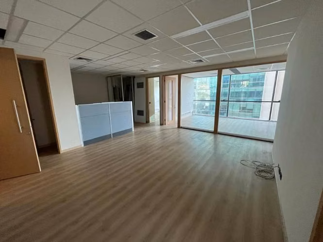 EXCELENTE OFICINA DE 110 M2 SECTOR EL SALTO