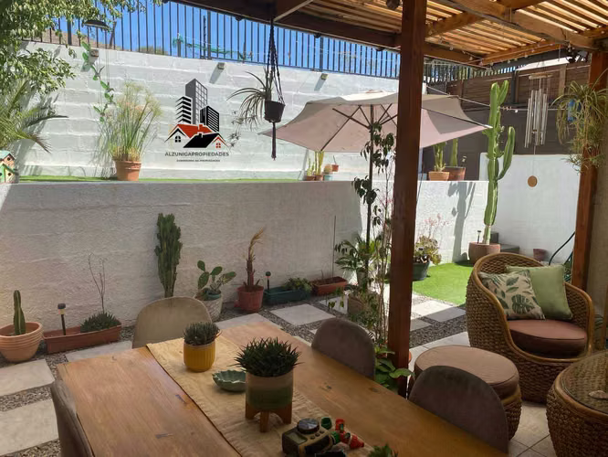 SE VENDE TOWNHOUSE VALLE LO CAMPINO QUILICURA (146007)