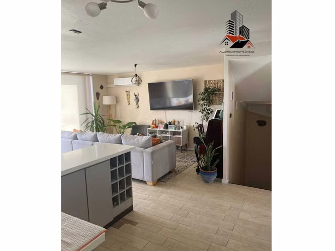 SE VENDE TOWNHOUSE VALLE LO CAMPINO QUILICURA (146007)