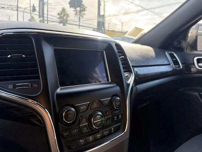 JEEP GRAND CHEROKEE 2020