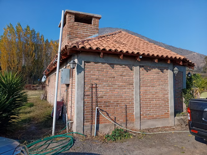 VENTA DE PARCELA EN CAMINO LONQUEN, ISLA DE MAIPO CON 5700 MTS2