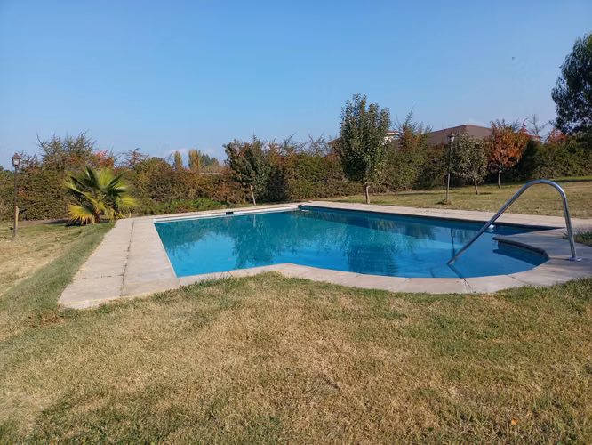 EN VENTA DE PARCELA EN CAMINO LONQUEN, ISLA DE MAIPO CON 5700 MTS2