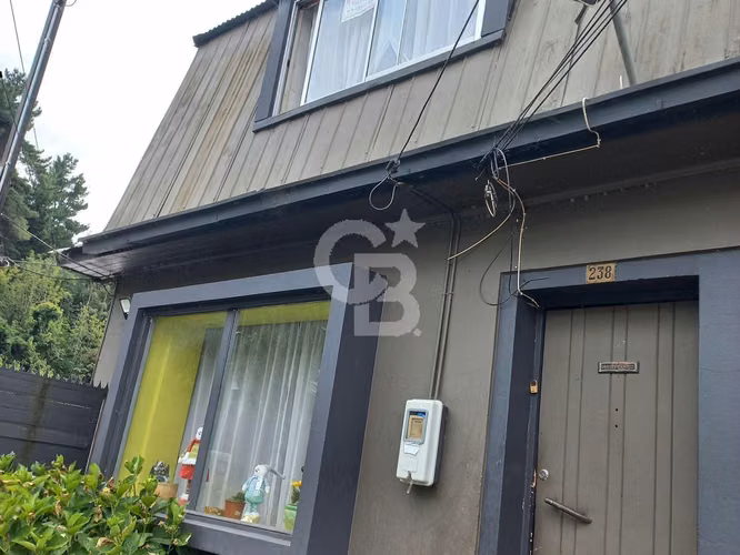 Casa céntrica en Osorno, cerca de servicios clave