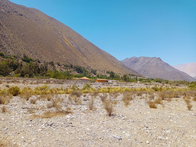 Oportunidad de Inversión punto estratégico a orilla de carretera, Peralillo