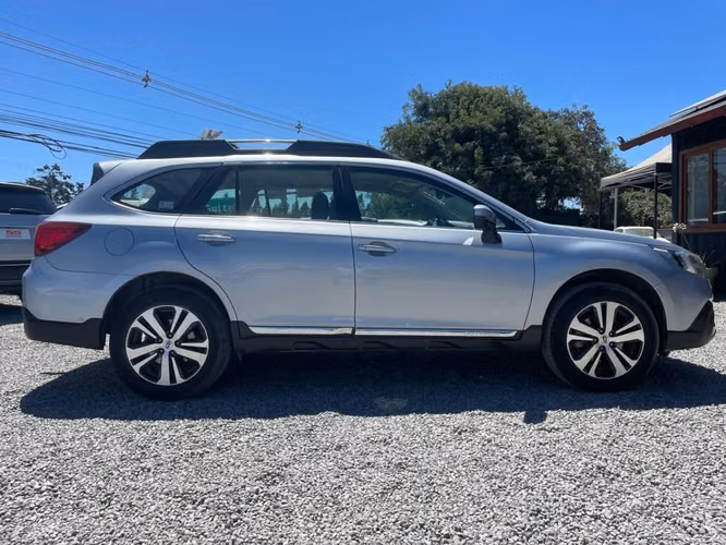 SUBARU NEW OUTBACK  LIMITED 2.5 AT AWD 2021 2021