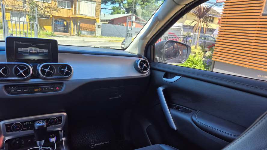MERCEDES BENZ  X250 2019 - Imagen 16