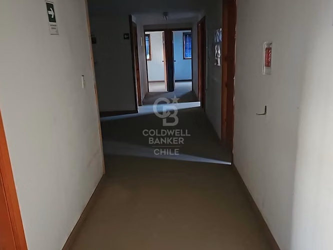 Arriendo de oficinas con casino | Ruta internacional