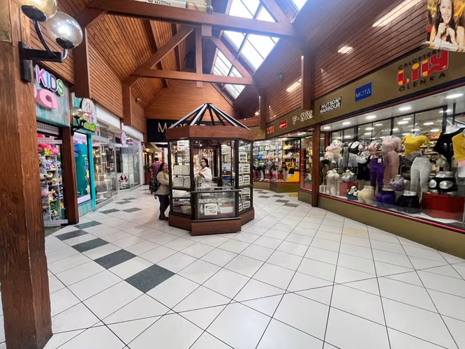 Local con Excelente Visibilidad y Acceso (146380)