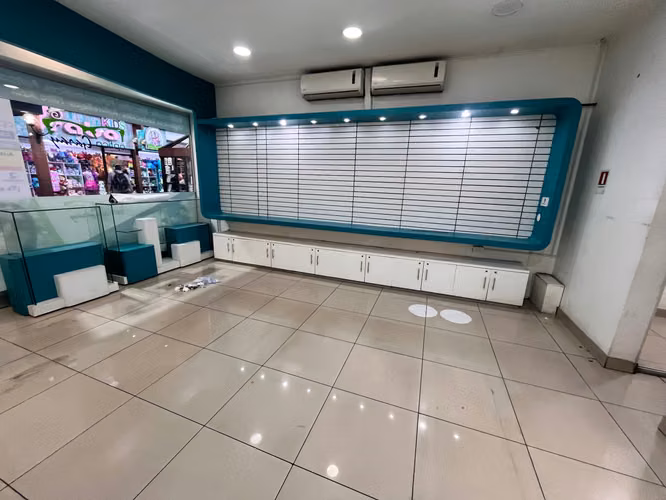 Local con Excelente Visibilidad y Acceso (146380)