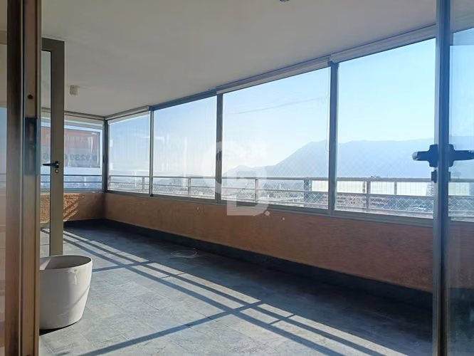 Depto. 4D3B+2E Alto Las Condes - Las Condes