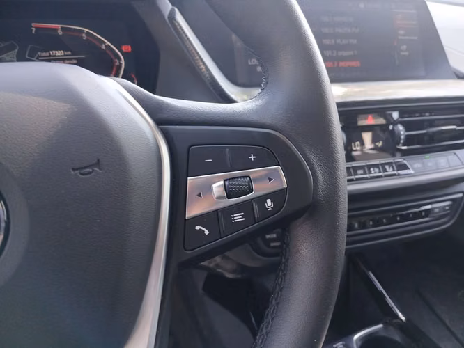 BMW 118 2021