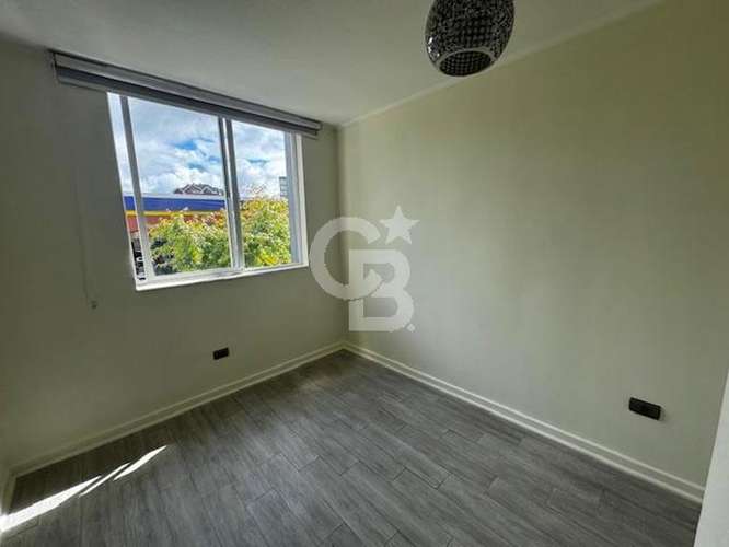 Oportunidad! Céntrico con Jardín y gimnasio/Inversión. - Imagen 5